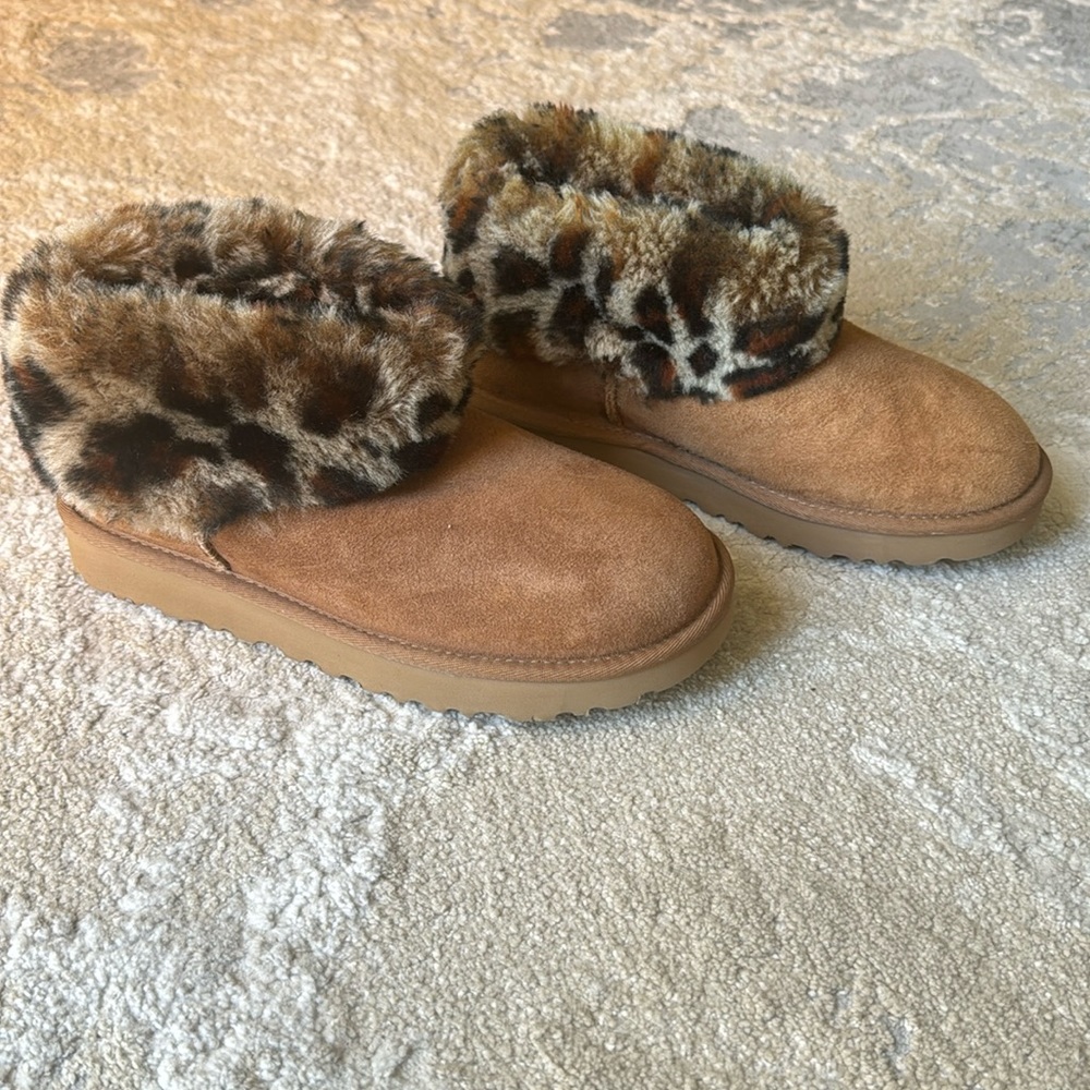UGG tan boots